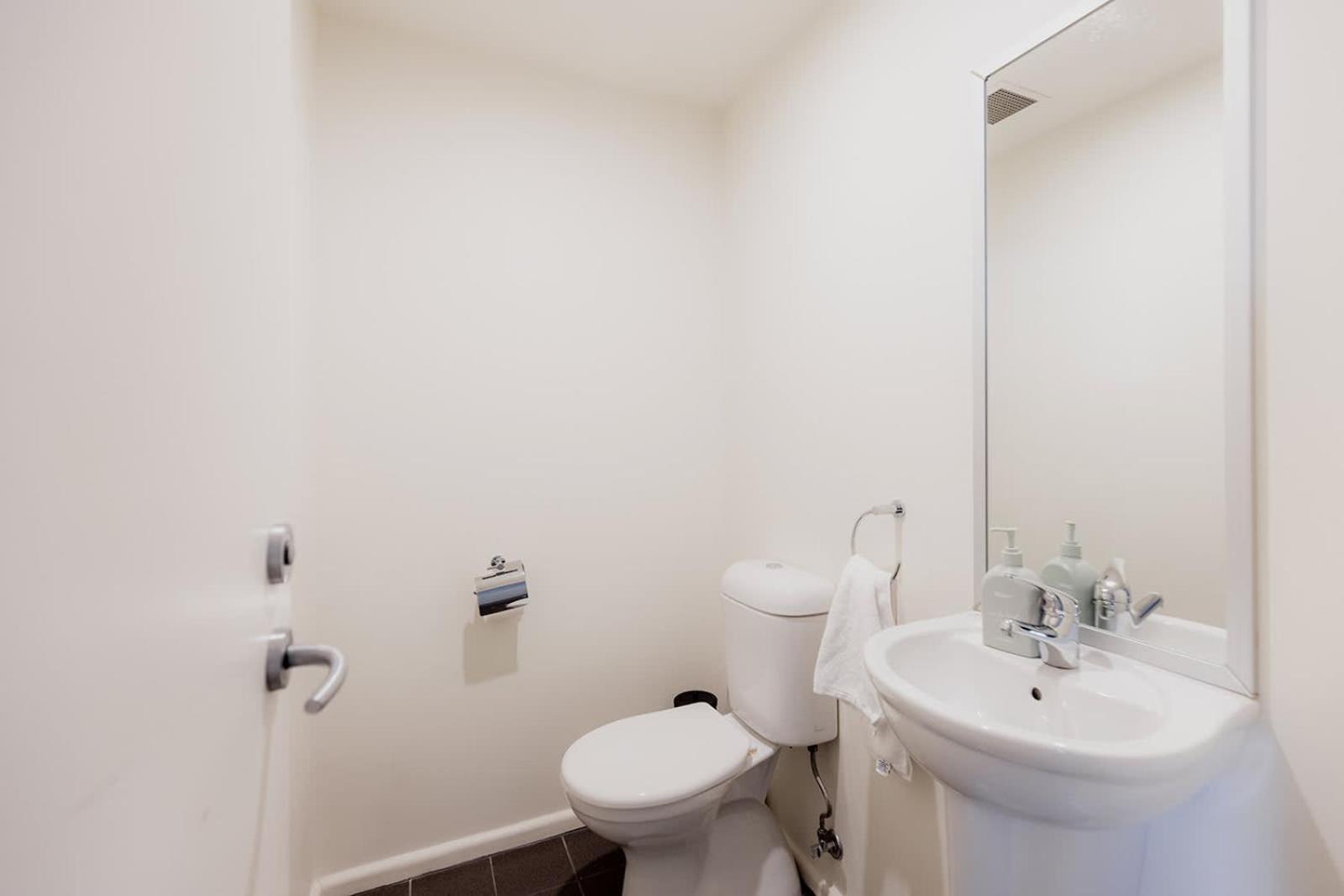 Inner-City 2 Bedroom Apartment - Perfectly Located Hobart Eksteriør billede